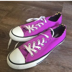 Purple converse NEVER WORN